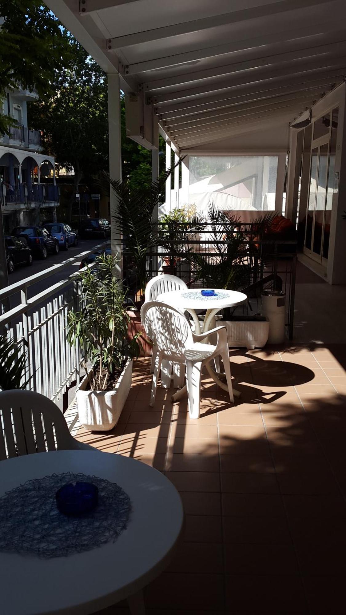 רימיני Hotel Nives מראה חיצוני תמונה